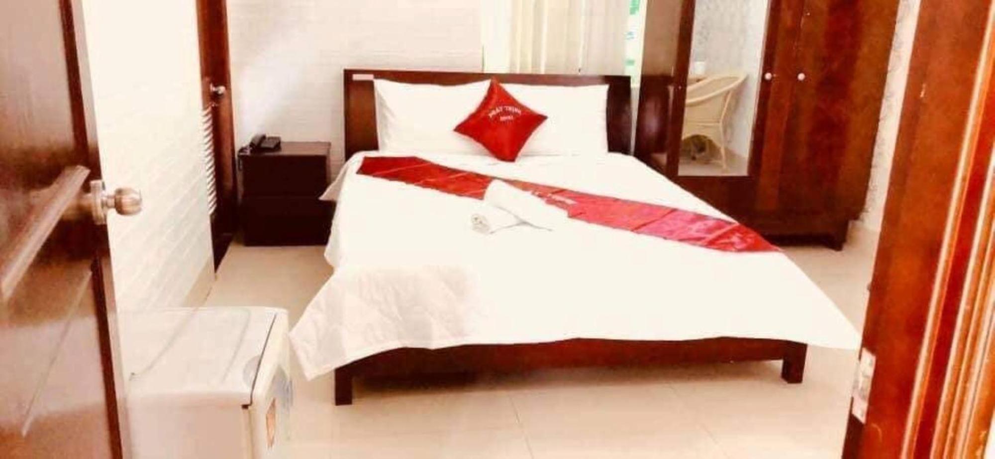 Phat Thinh Hotel Bandar Ho Chi Minh Luaran gambar